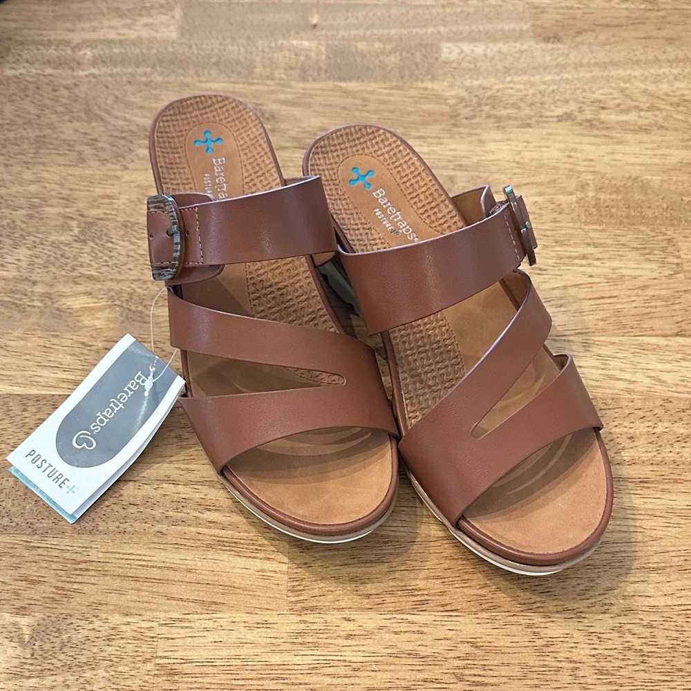 Baretraps Posture Women's Tan Strappy Sandals